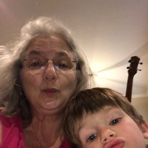 Meet your Posher, Karina